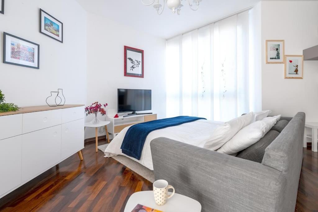 Appartement Duomo-portaromanaxxl Terrace & Free Parking Milaan